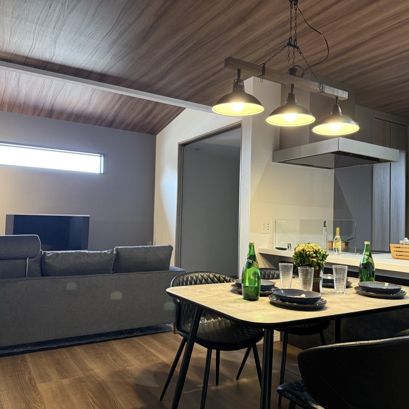 ダイニング写真